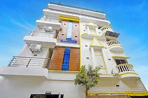Fabhotel Shri Shubh Palace