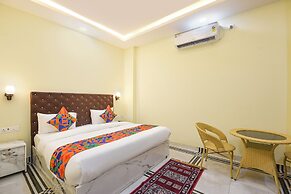 Fabhotel Rubicon