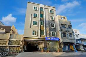 Fabhotel Asian Heights