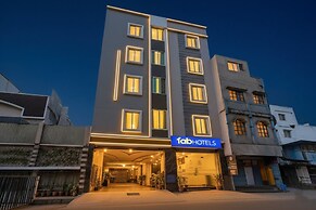 Fabhotel Asian Heights