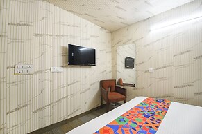Fabhotel Heritage Residency