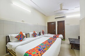 Fabhotel Shiv Palace