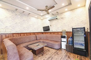 Fabhotel Shiv Palace