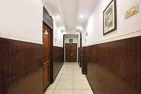 Fabhotel Shiv Palace