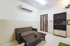 Fabhotel Shiv Palace