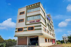 FabHotel Royal Inn Dehu