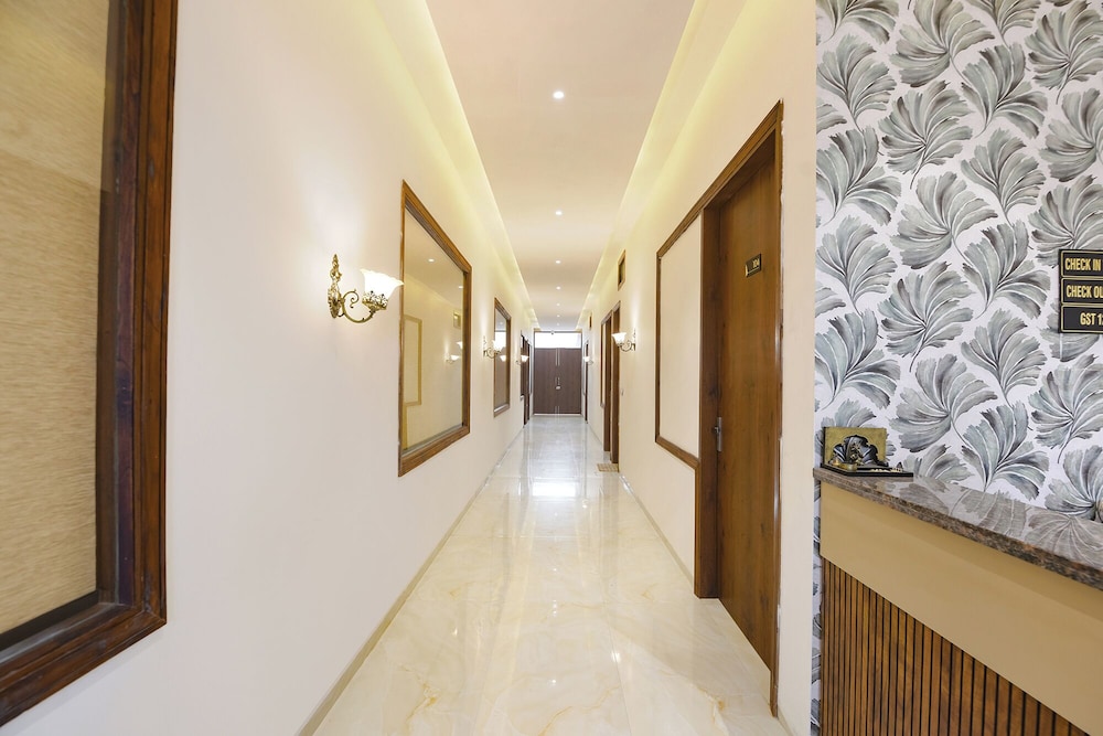Fabhotel Kings 3 Farm