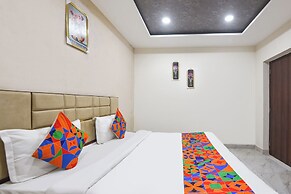 Fabhotel Canal View