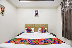 Fabhotel Canal View