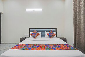 Fabhotel Winsome Inn