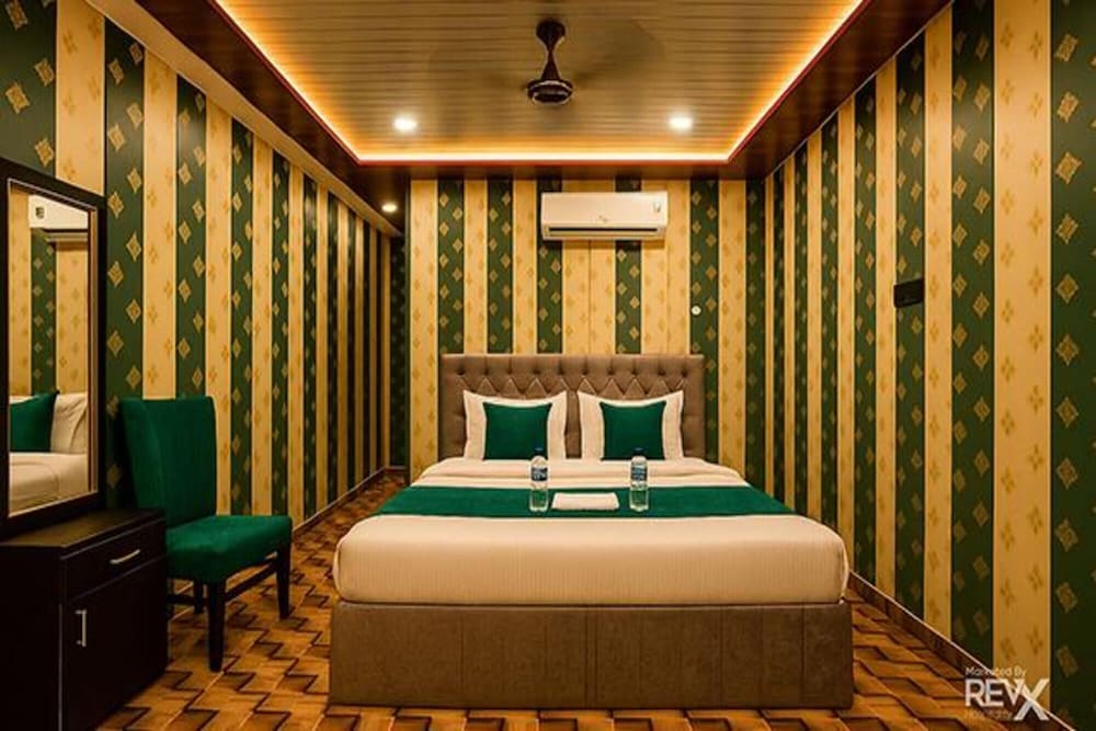 Fabhotel Balaji