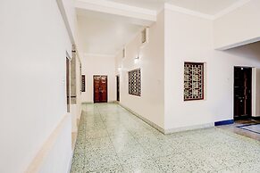 Fabhotel Vista Inn