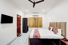 Fabhotel Vista Inn