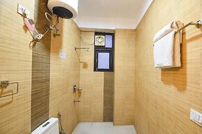 Fabhotel Golden Palm