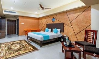 Fabhotel D Grand