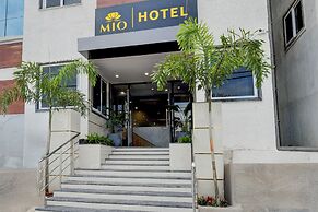 Fabhotel Mio