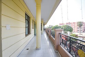 Fabhotel Surya Palace 1