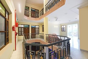 Fabhotel Surya Palace 1