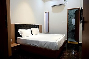 Fabhotel Bankey Bihari Bhawan
