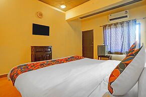 Fabhotel Golden Horizon