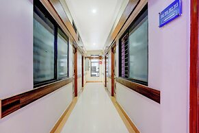 Fabhotel Madhura Residency