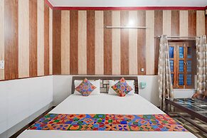 Fabhotel Jyotish Bhawan
