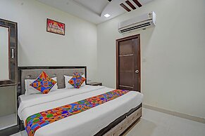 Fabhotel The Taj Majestic