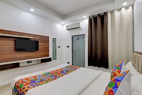 Fabhotel Groom Room