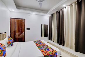 Fabhotel Groom Room