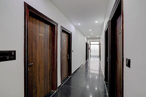 Fabhotel Groom Room