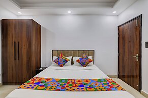 Fabhotel Groom Room