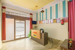 Fabhotel Decent