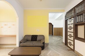 Fabhotel Decent