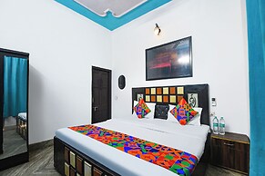 Fabhotel Decent