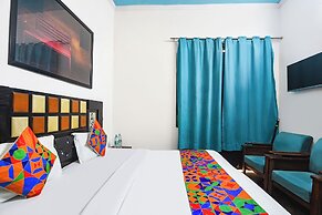 Fabhotel Decent