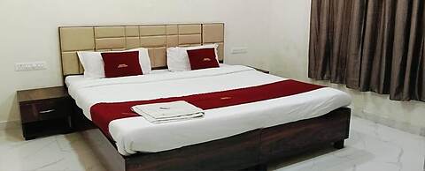 Fabhotel Radha Madhav
