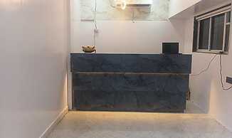 Fabhotel Radha Madhav