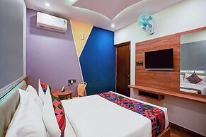 Fabhotel Sk Oak Suites
