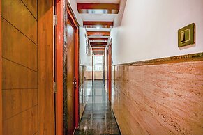 Fabhotel Sk Oak Suites
