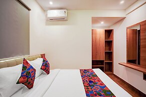 Fabhotel Sk Oak Suites