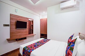 Fabhotel Sk Oak Suites