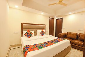 Fabhotel South Paradise