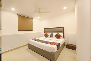 Fabhotel South Paradise