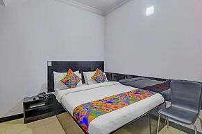 Fabhotel Silver Star