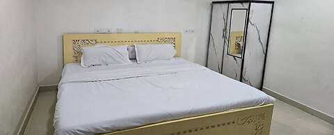 Fabhotel Moon Stay Inn