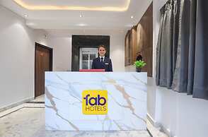 Fabhotel Kanchan Palace