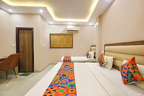 Fabhotel Kanchan Palace