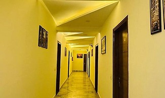 Fabhotel The Param Continental