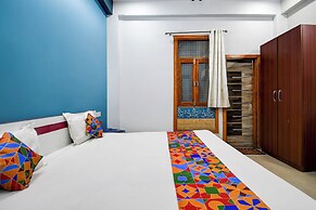 Fabhotel Sunshine Inn