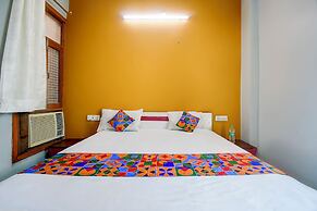 Fabhotel Sunshine Inn